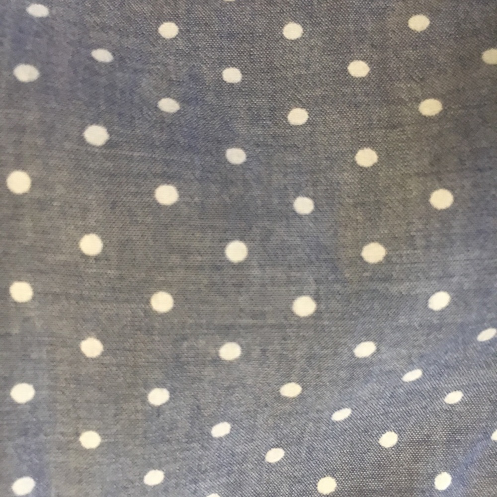Old Navy Polka Dot Chambray Button Down Size XS - Picture 5 of 7